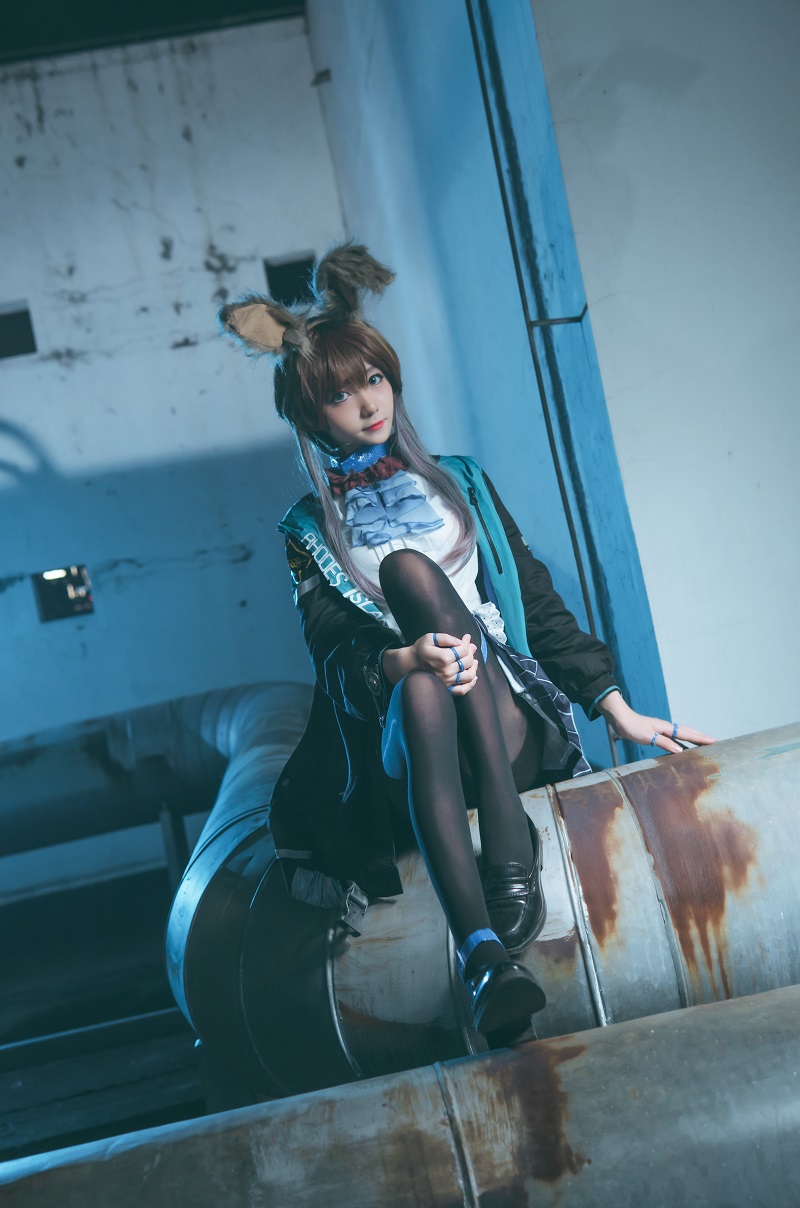 Cosplay: 南桃Momoko 阿米娅原皮 26P 高清收藏版