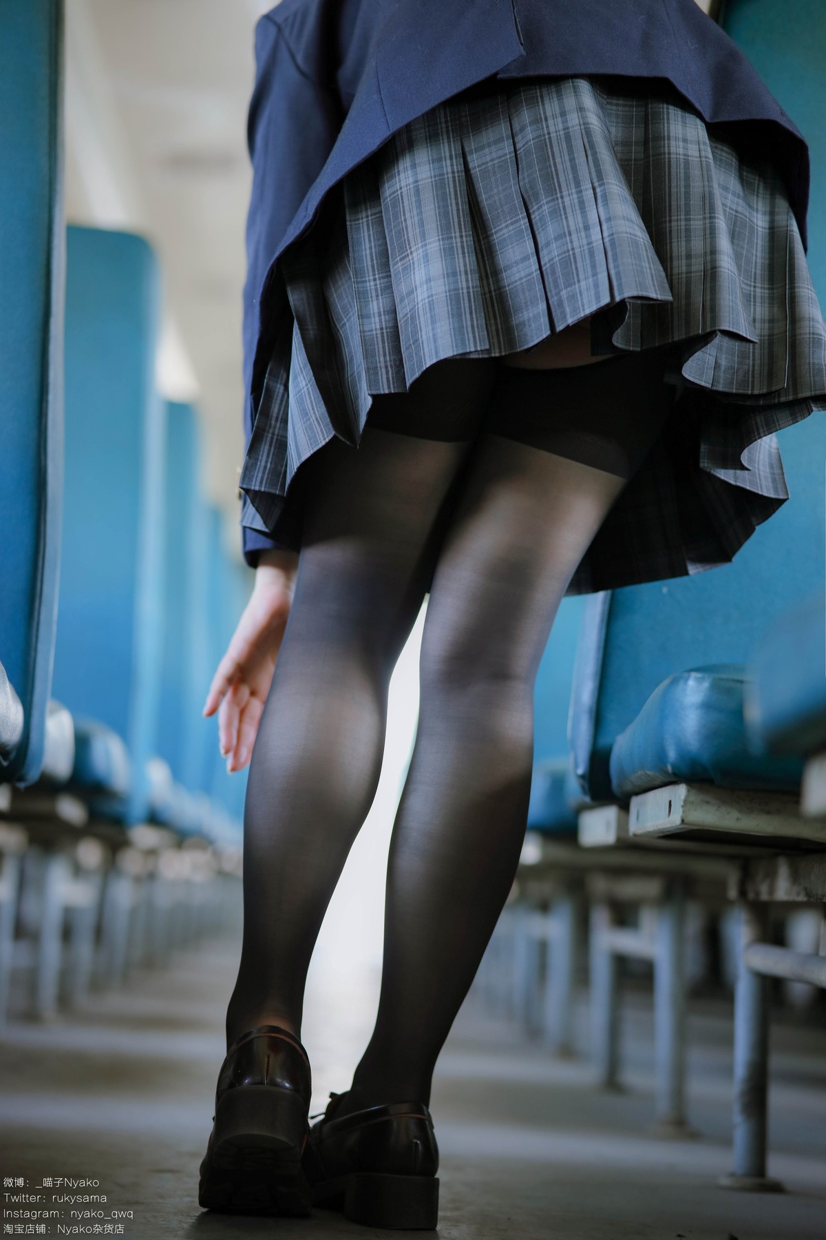 Cosplay：Nyako喵子 火车JK制服 80P