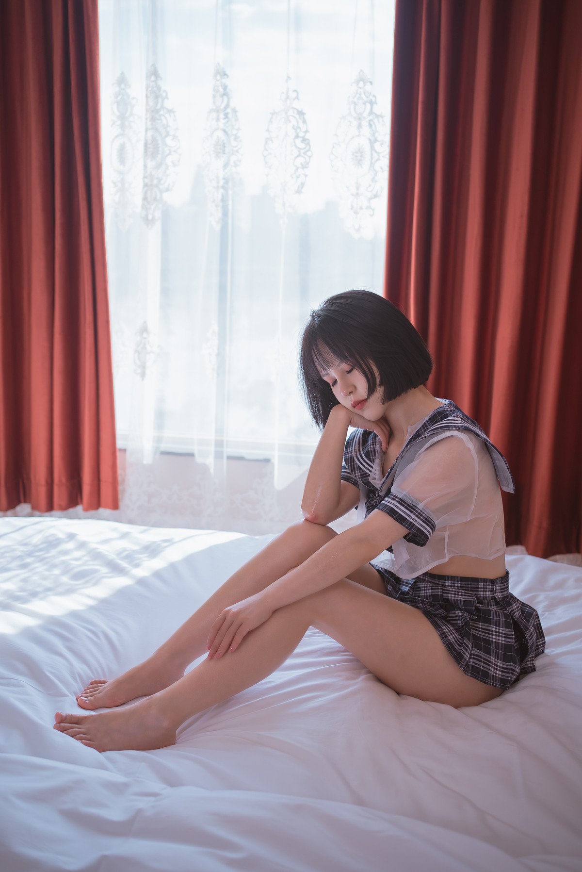 Cosplay：晕崽Zz 福袋 透明学生服 33P