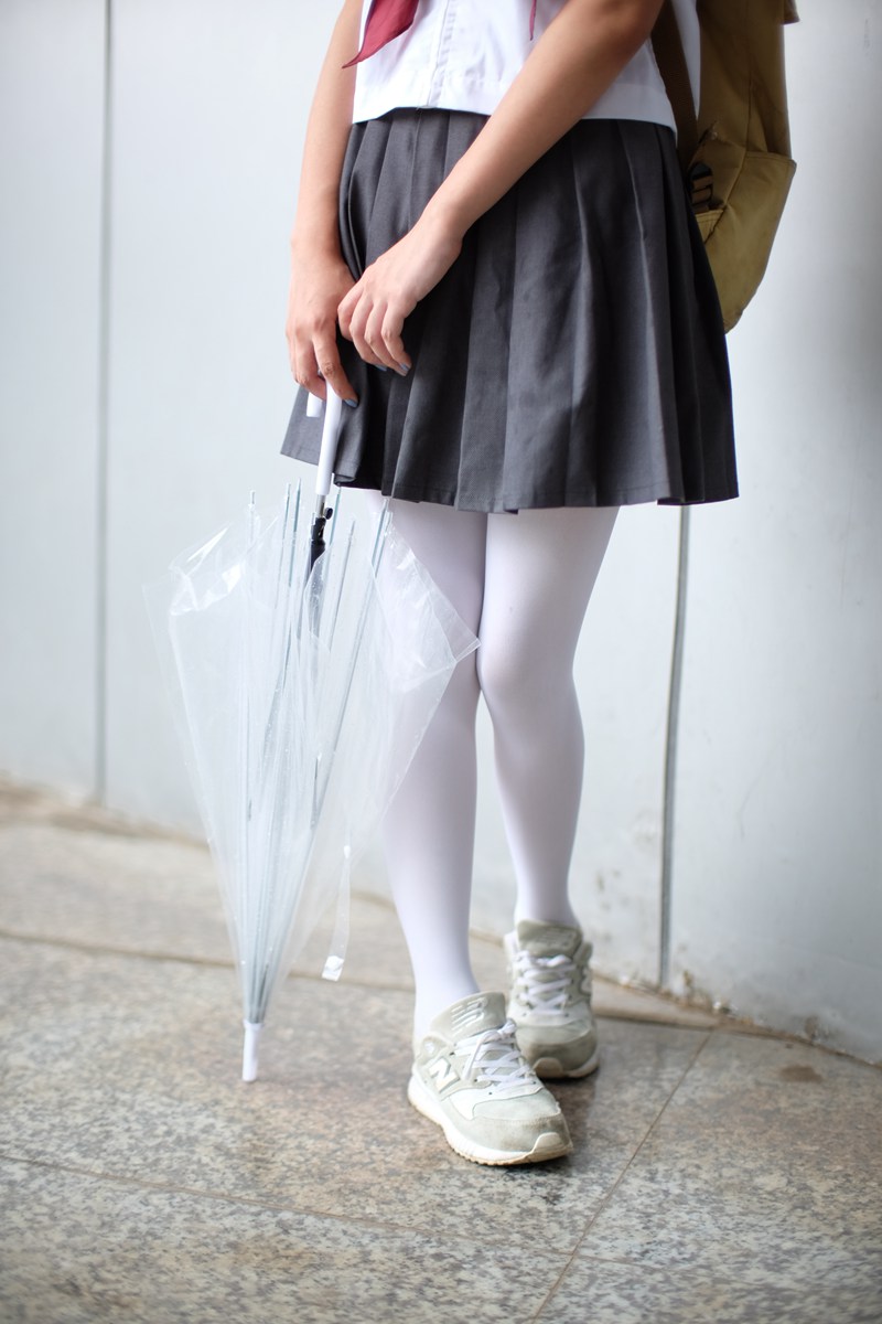 JK制服：白丝JK妹子  [70P-403MB]