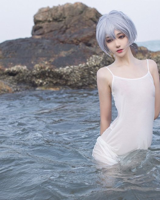 南桃Momoko绫波丽白裙[25P]