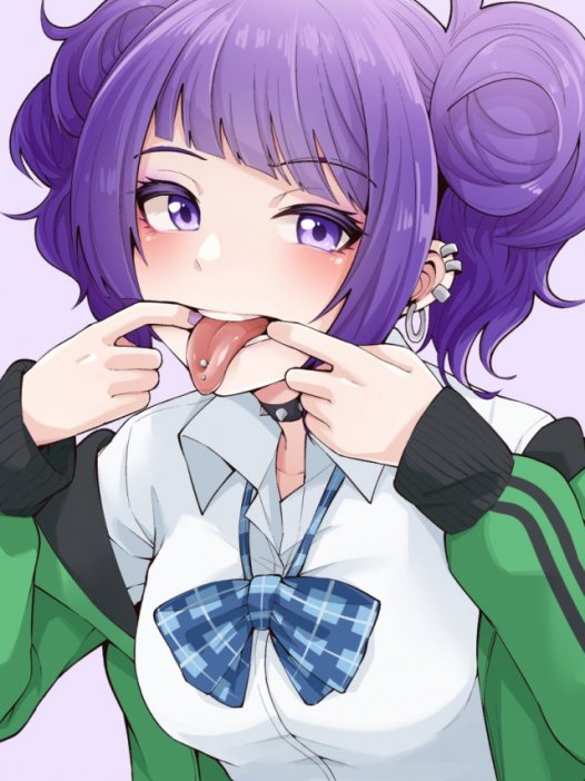 ACG壁纸：带耳环的好看的动漫少女