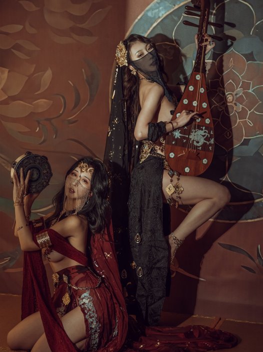 Cosplay：云溪溪+奶桃桃 双人古风 50P