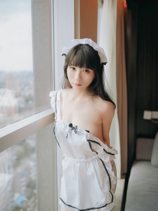 Cosplay：Usejan蓝蓝 小厨娘 46P