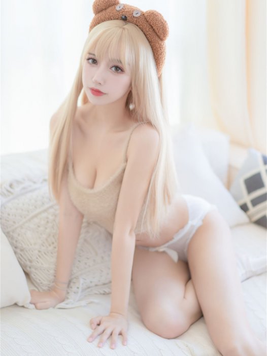 Cosplay：过期米线线喵 小熊软糖 60P
