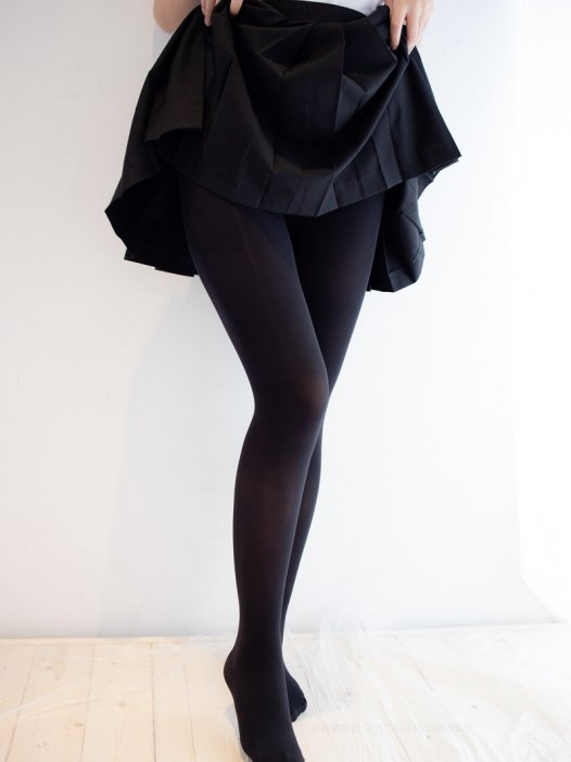 JK制服：黑丝蕾丝胖次的JK  [117P-1.28GB]